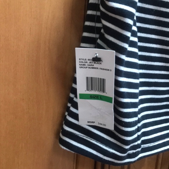 Jessica Simpson cropped top - Picture 4 of 4